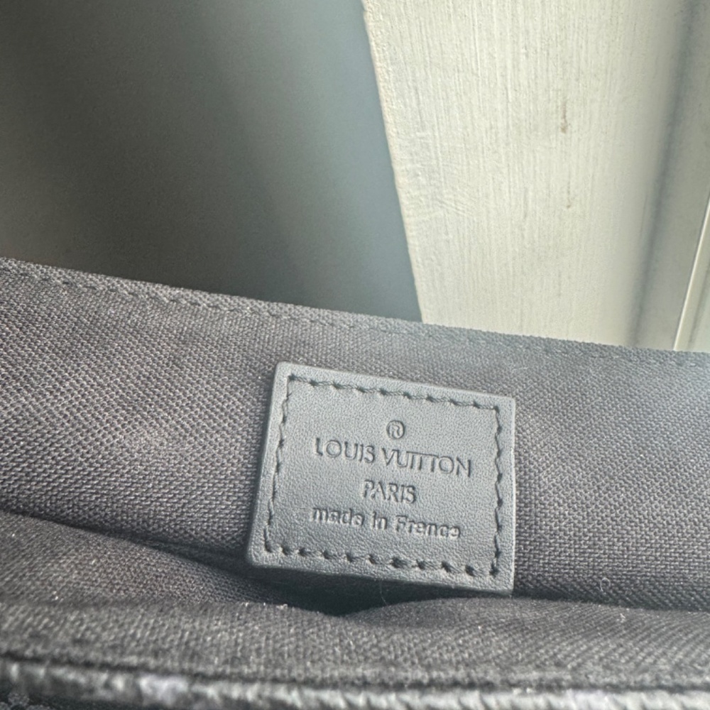 LV BAG - Picture 4 of 4